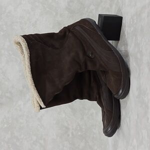 Puma Mid-calf Pull-on Winter Boots in Brown Suede